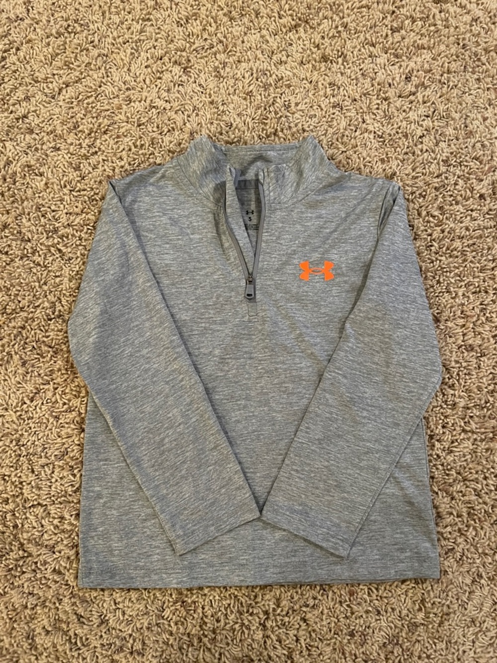 Under Armour Heather Gray Quarter-Zip Pullover with Orange Logo Boys Size 5
